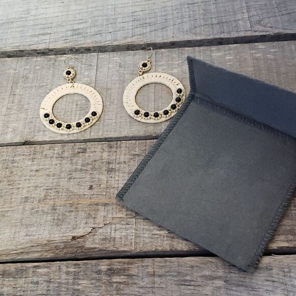 FRENCH HOOK Raffia Wrapped Beaded Earrings - Picture 8 of 8